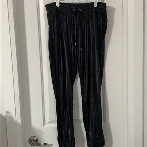 Never worn BEBE Pants